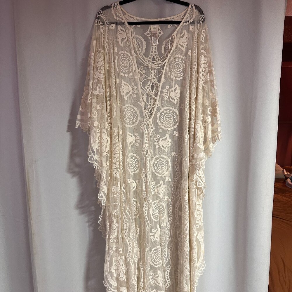 Cream color lace kimono/cover up/kaftan one size, plus size